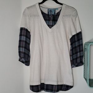 L.A.M.B flannel/ white v-neck 3/4 sleeve shirt.